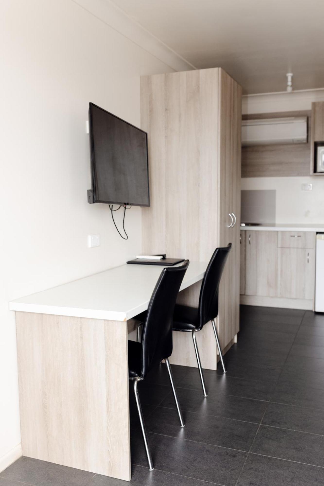 Starline Motor Inn Miles Bagian luar foto